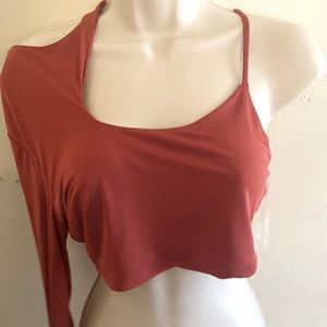 Women cropped top